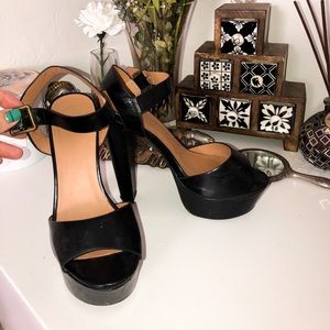 Women’s Chunky Strap Black Heels